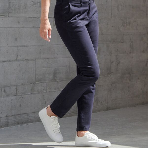 Women's stretch chinos Thumbnail